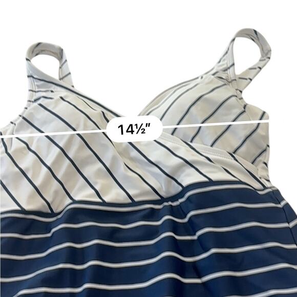 Kona Sol Women's V Neck Full Coverage Swimsuit  Stripe One Piece Size MEDIUM - Picture 6 of 10